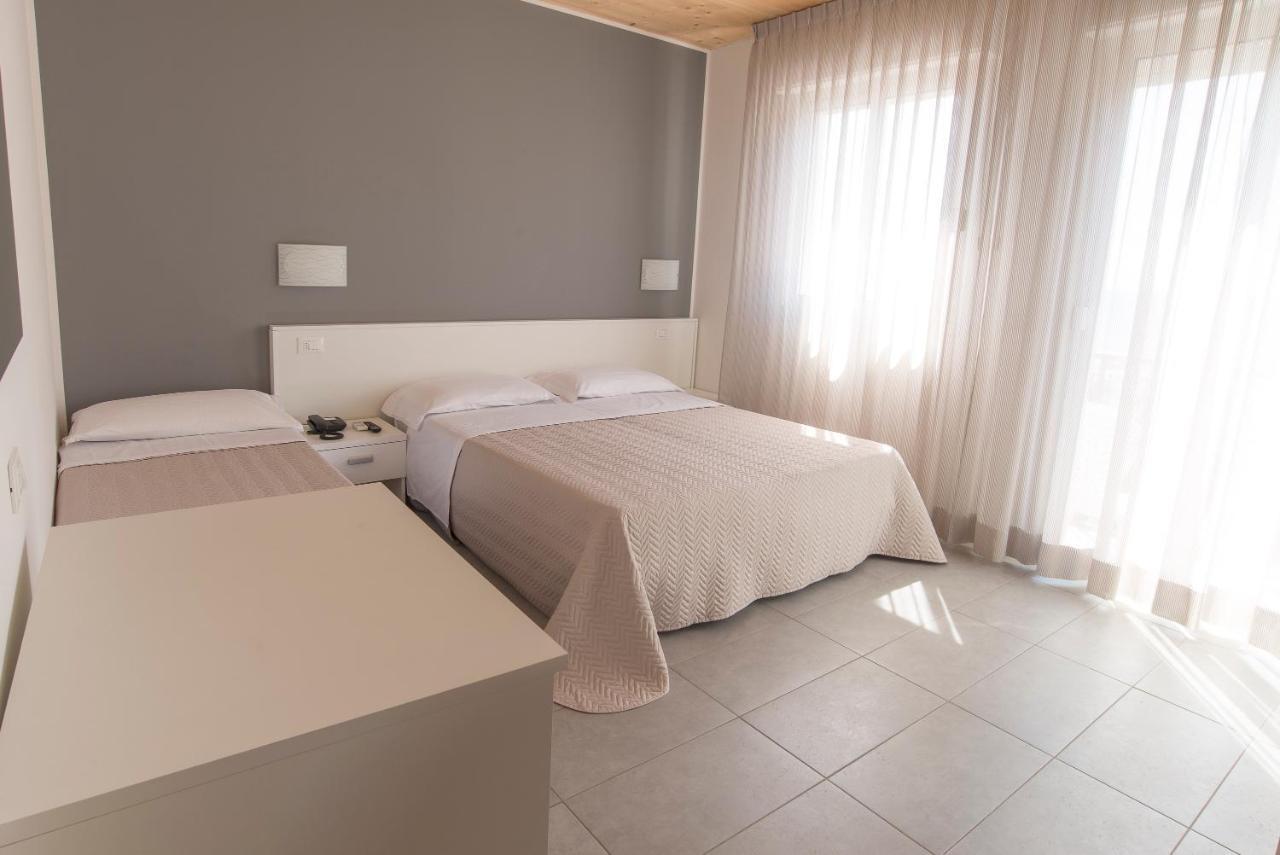 Hotel Atene Lido di Jesolo Eksteriør bilde