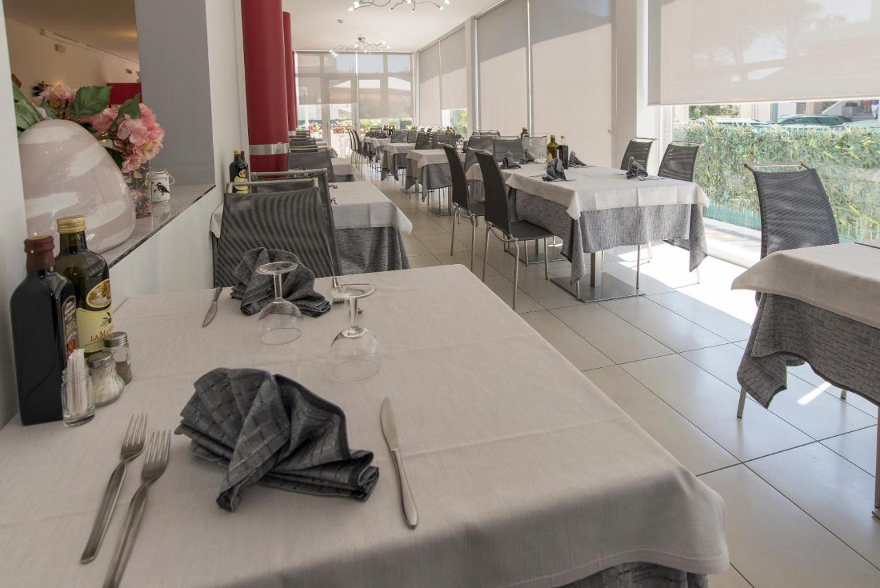 Hotel Atene Lido di Jesolo Eksteriør bilde