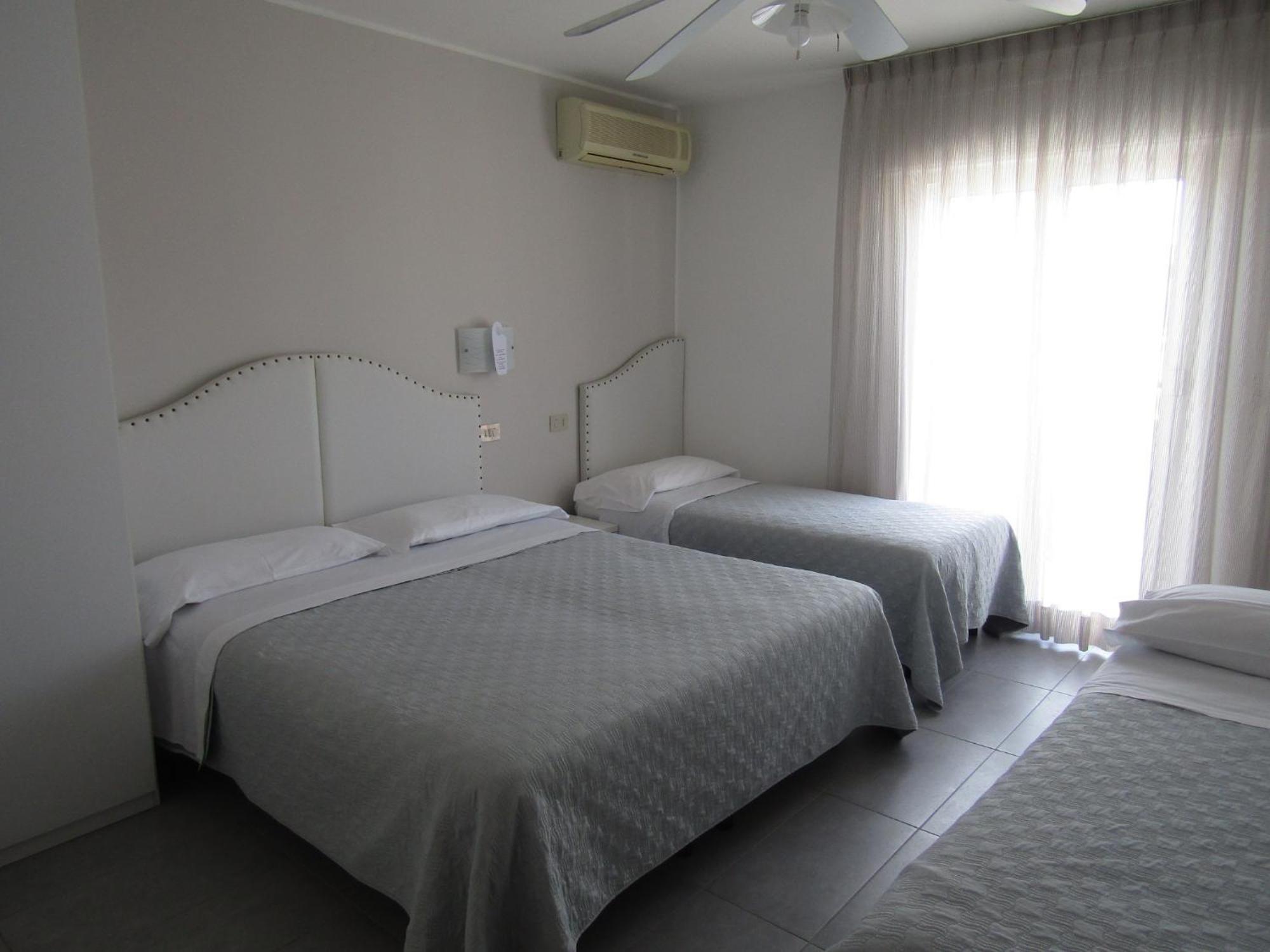Hotel Atene Lido di Jesolo Eksteriør bilde